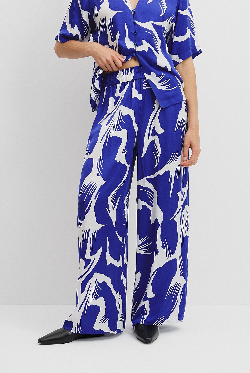 Print Cupro Pull On Pant