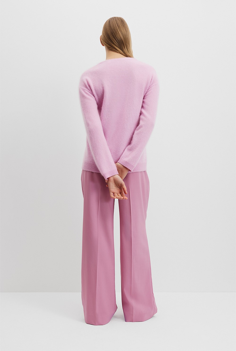 Cashmere V-Neck Knit
