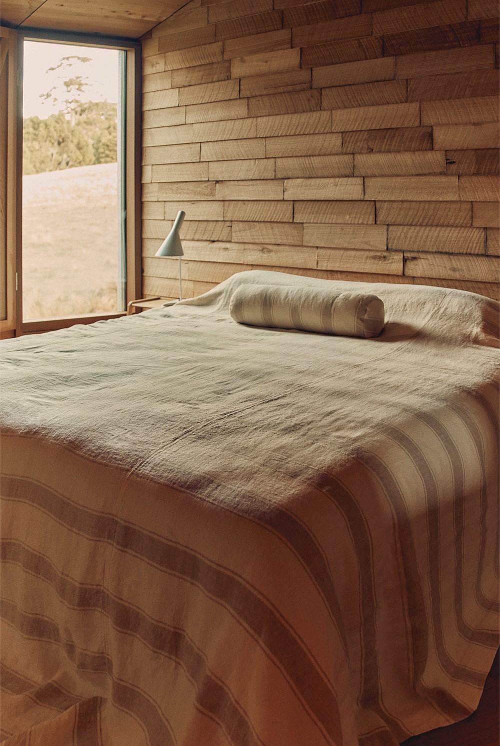 Ines Oversized Bed Cover