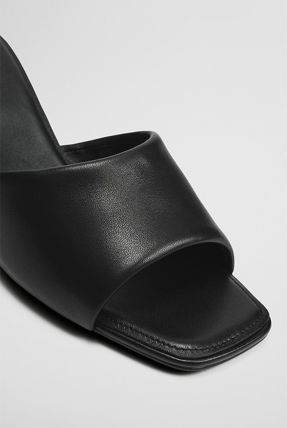 Esther Mid Heel