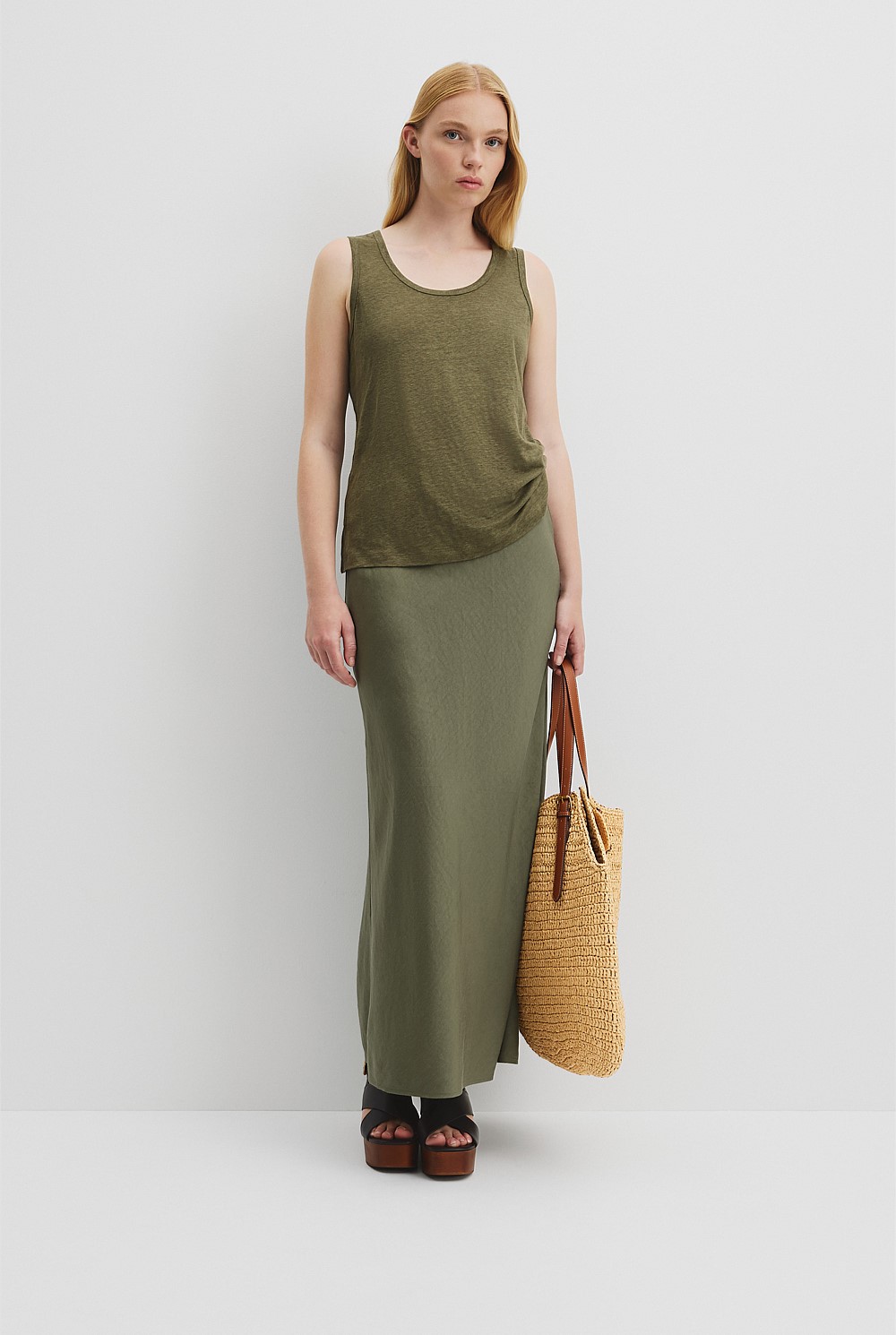 Linen Scoop Neck Tank