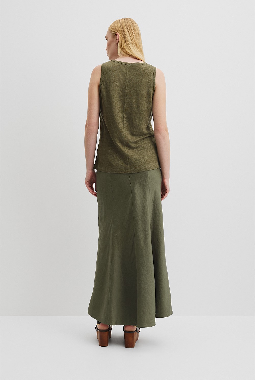 Linen Scoop Neck Tank