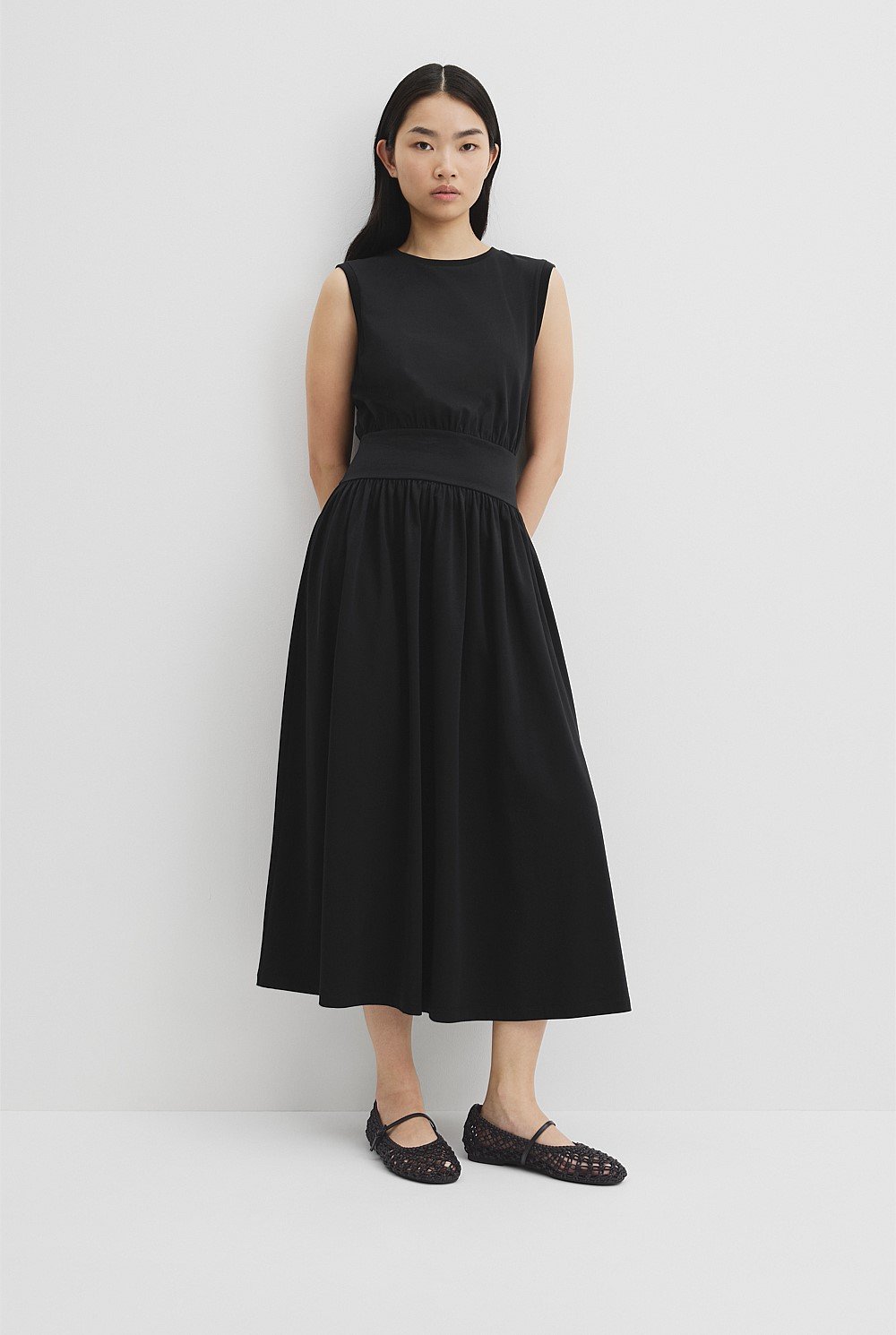 Nina Flat