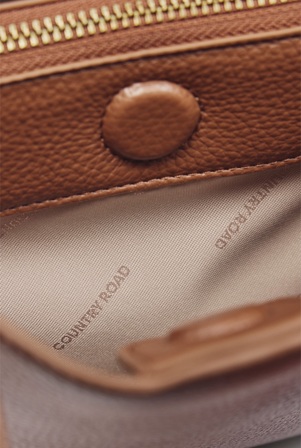 Middle Zip Crossbody Bag