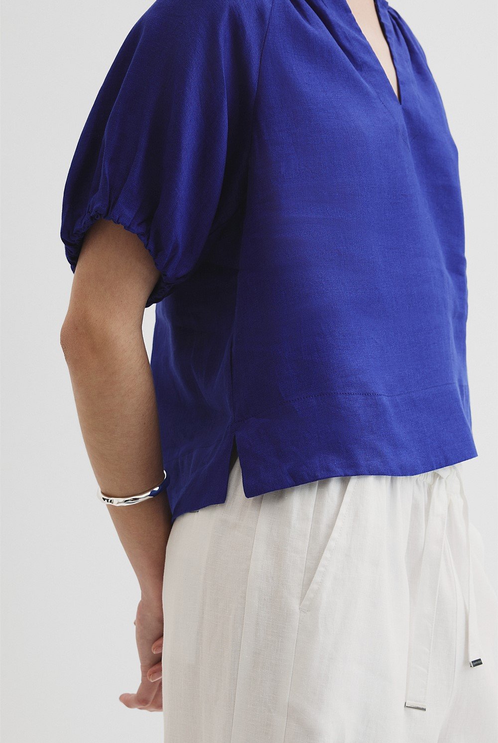 Organically Grown Linen Puff Sleeve Top