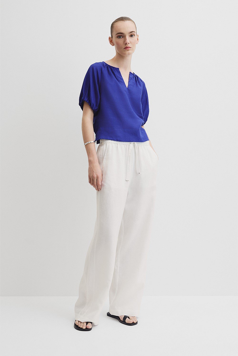 Organically Grown Linen Puff Sleeve Top