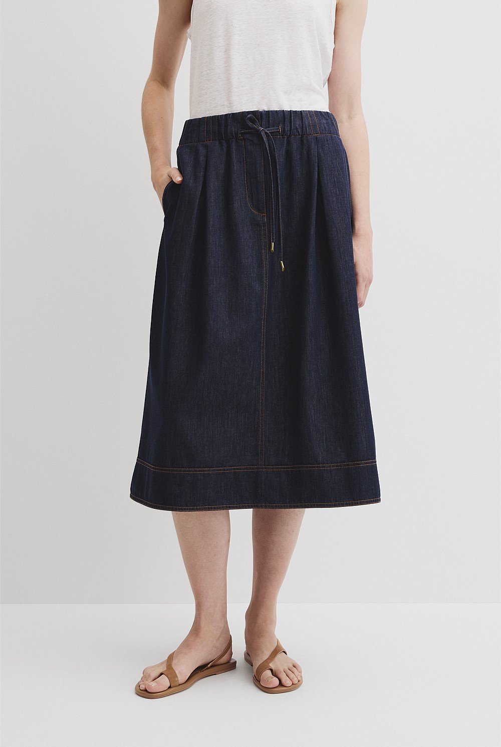 Chambray Pull On Skirt