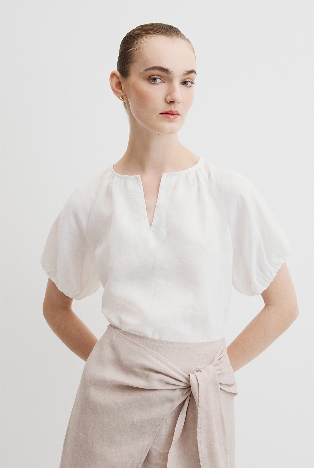 Organically Grown Linen Puff Sleeve Top