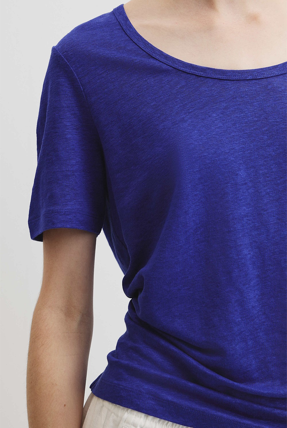 Linen Scoop Neck T-Shirt
