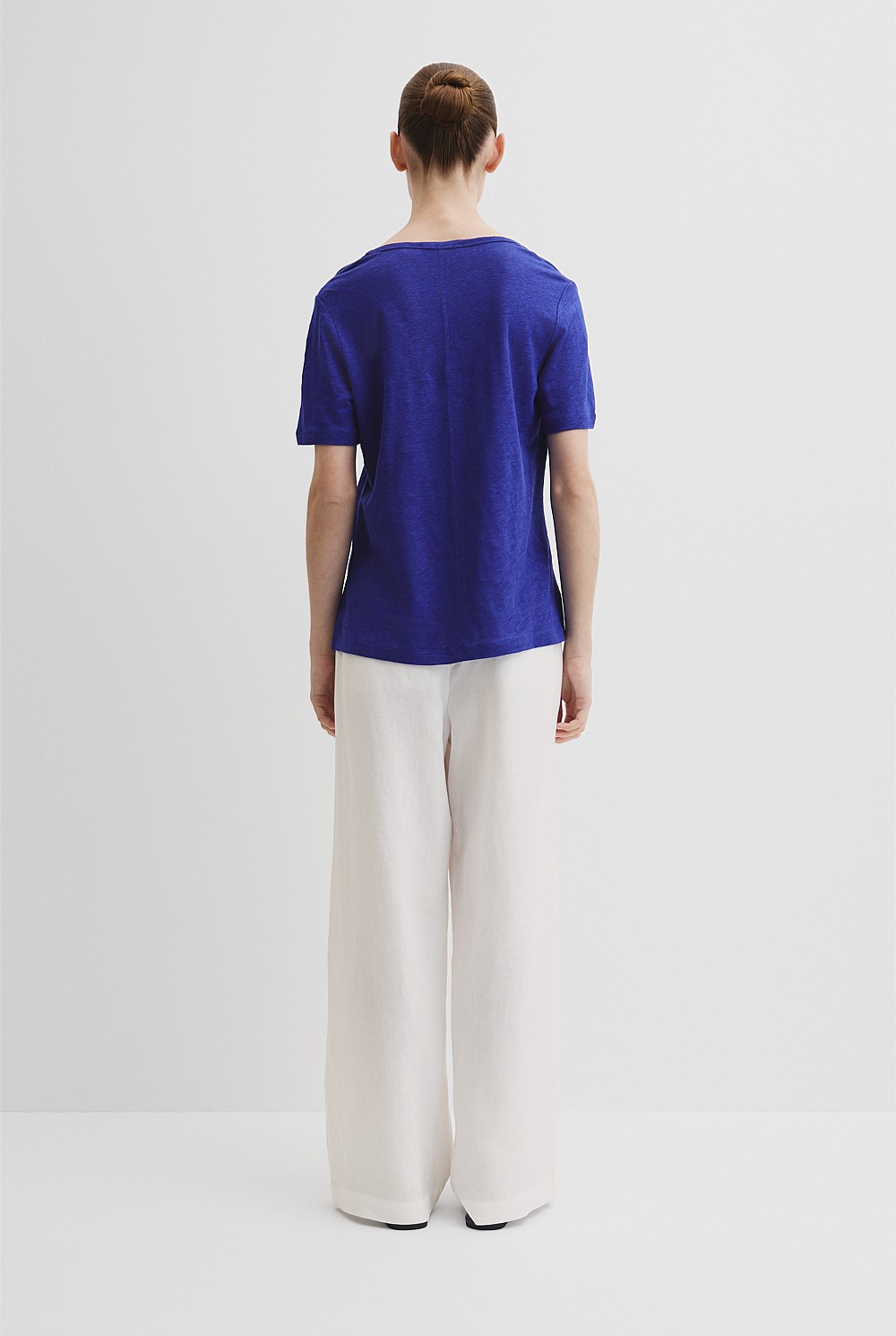 Linen Scoop Neck T-Shirt