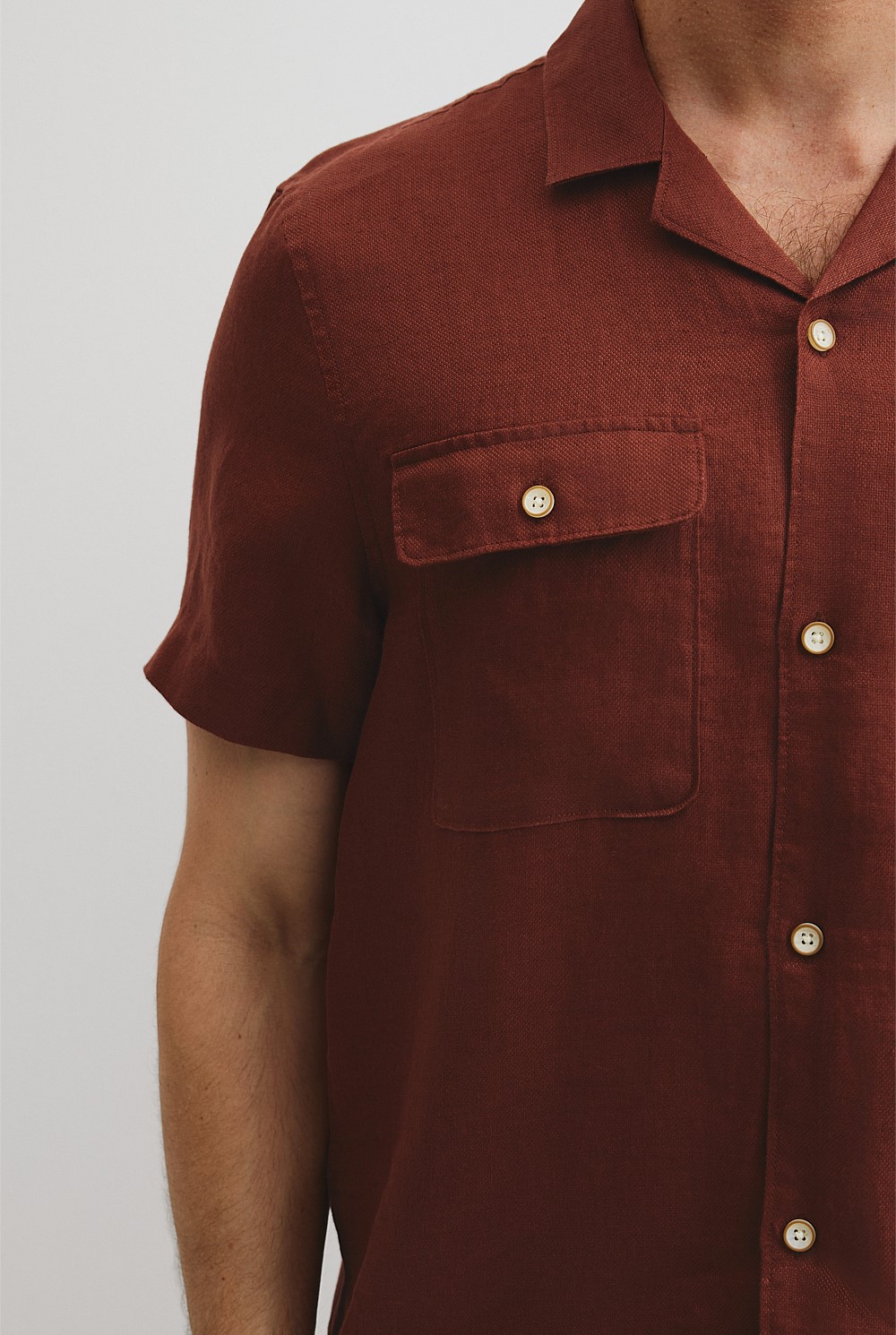 Double Pocket Textured Linen Short Sleeve Shirt