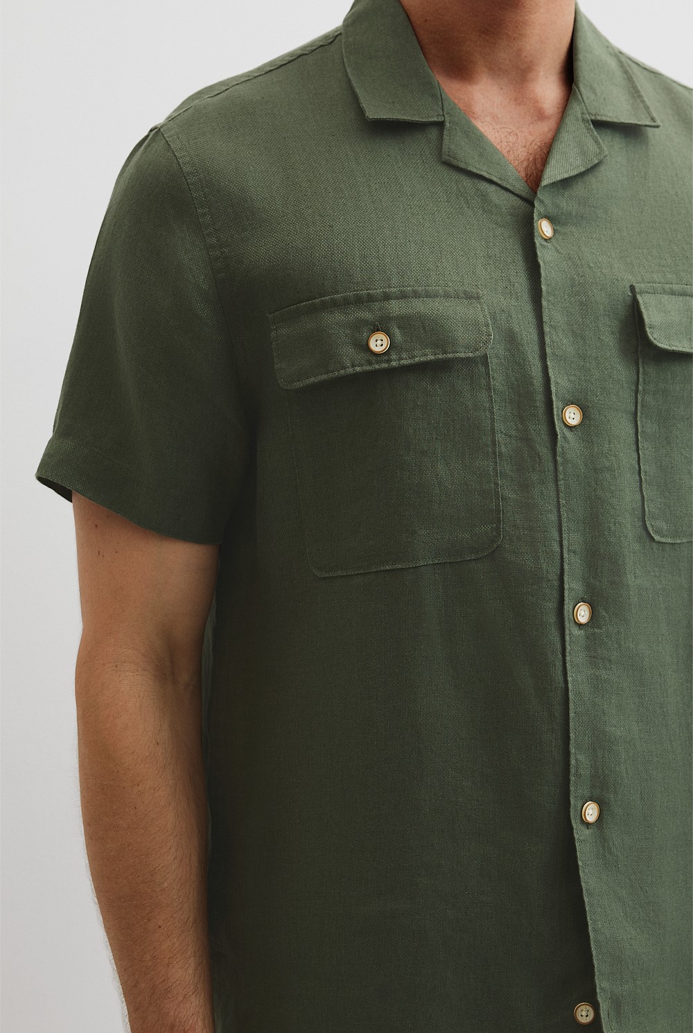 Double Pocket Textured Linen Short Sleeve Shirt