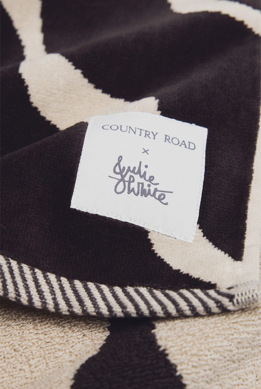 CR x Julie White Australian Cotton Ripple Leisure Towel