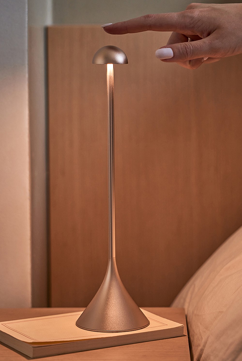 Steli Dome Infinitely Pairable Table Lamp - Gold