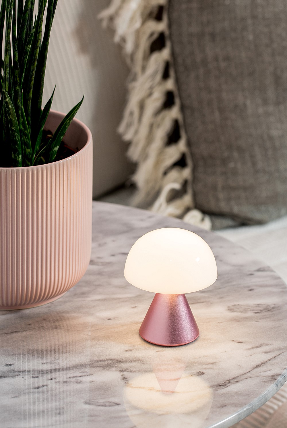 Mina Mini Led Lamp - Pink