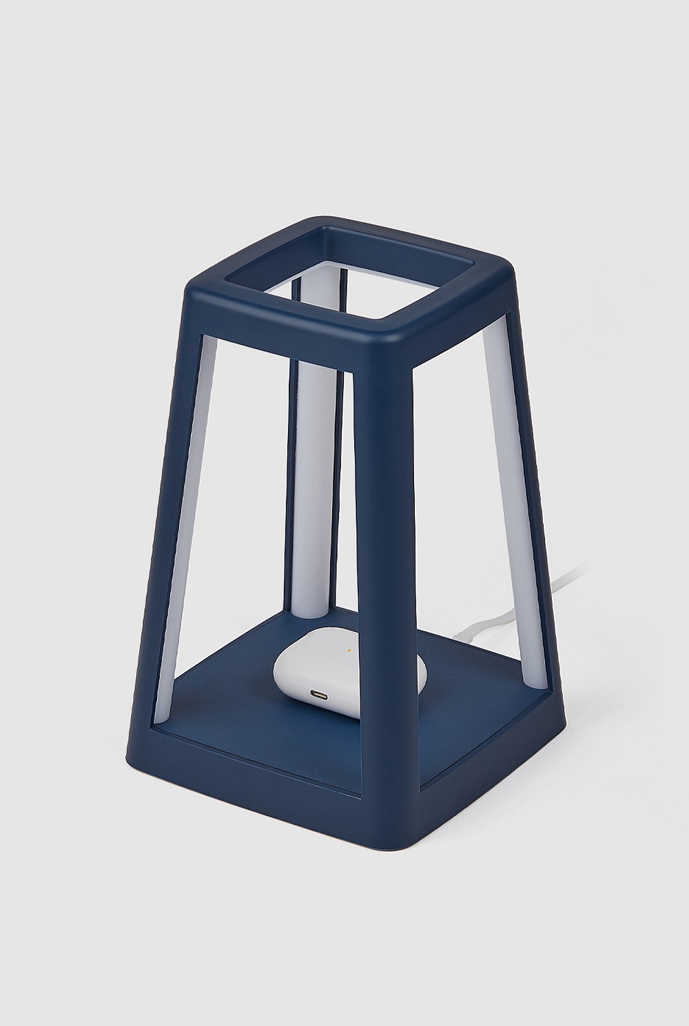 Lantern Portable Lamp With Built-in Wireless Charger - Blue