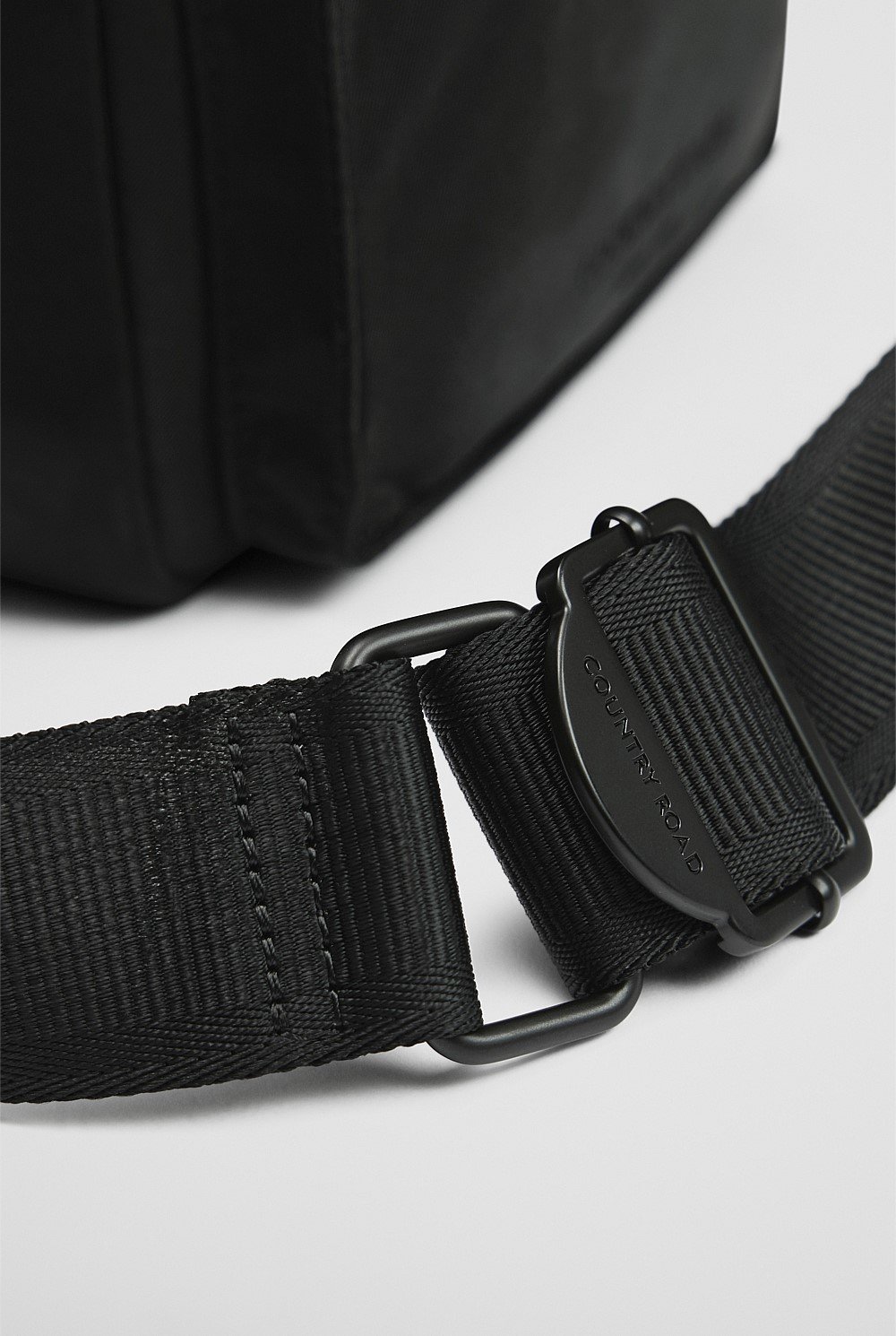 Samson Crossbody