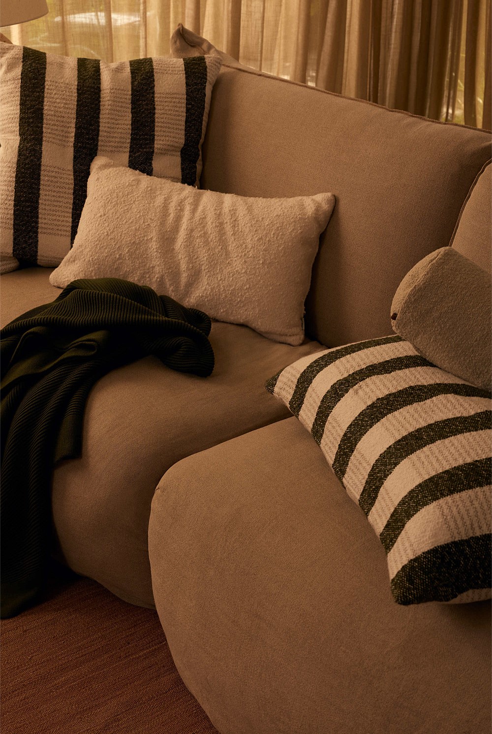 Rhoda 60x60 Cushion
