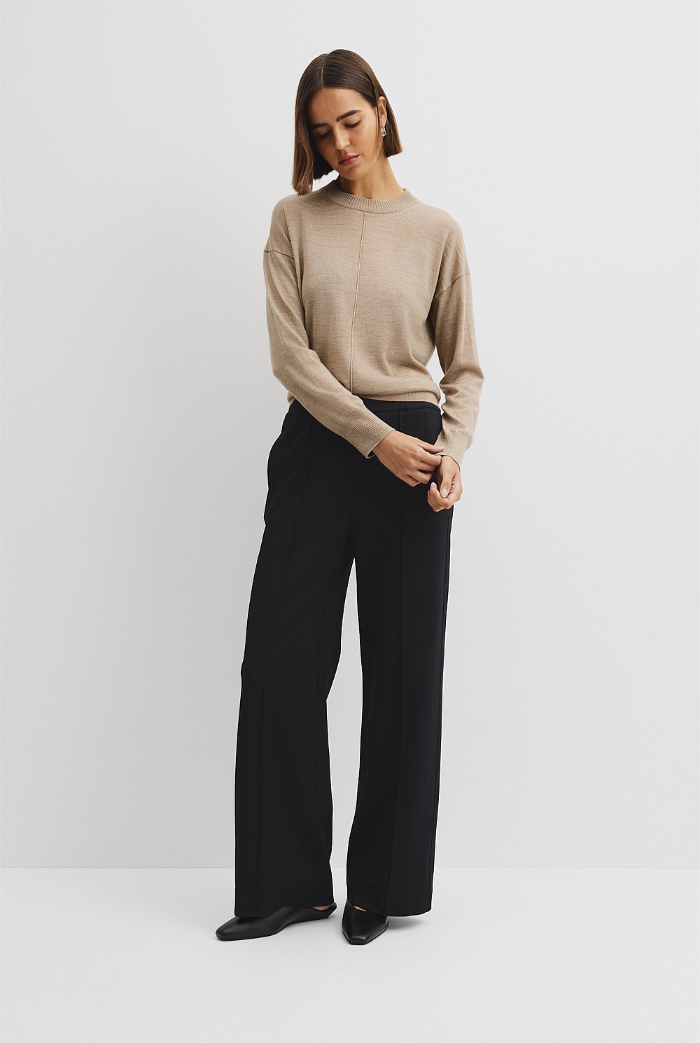 Lightweight Merino Crew Neck Knit