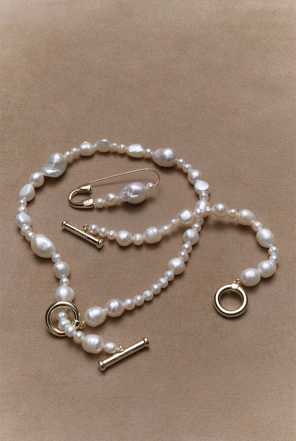 Lila Freshwater Pearl Brooch
