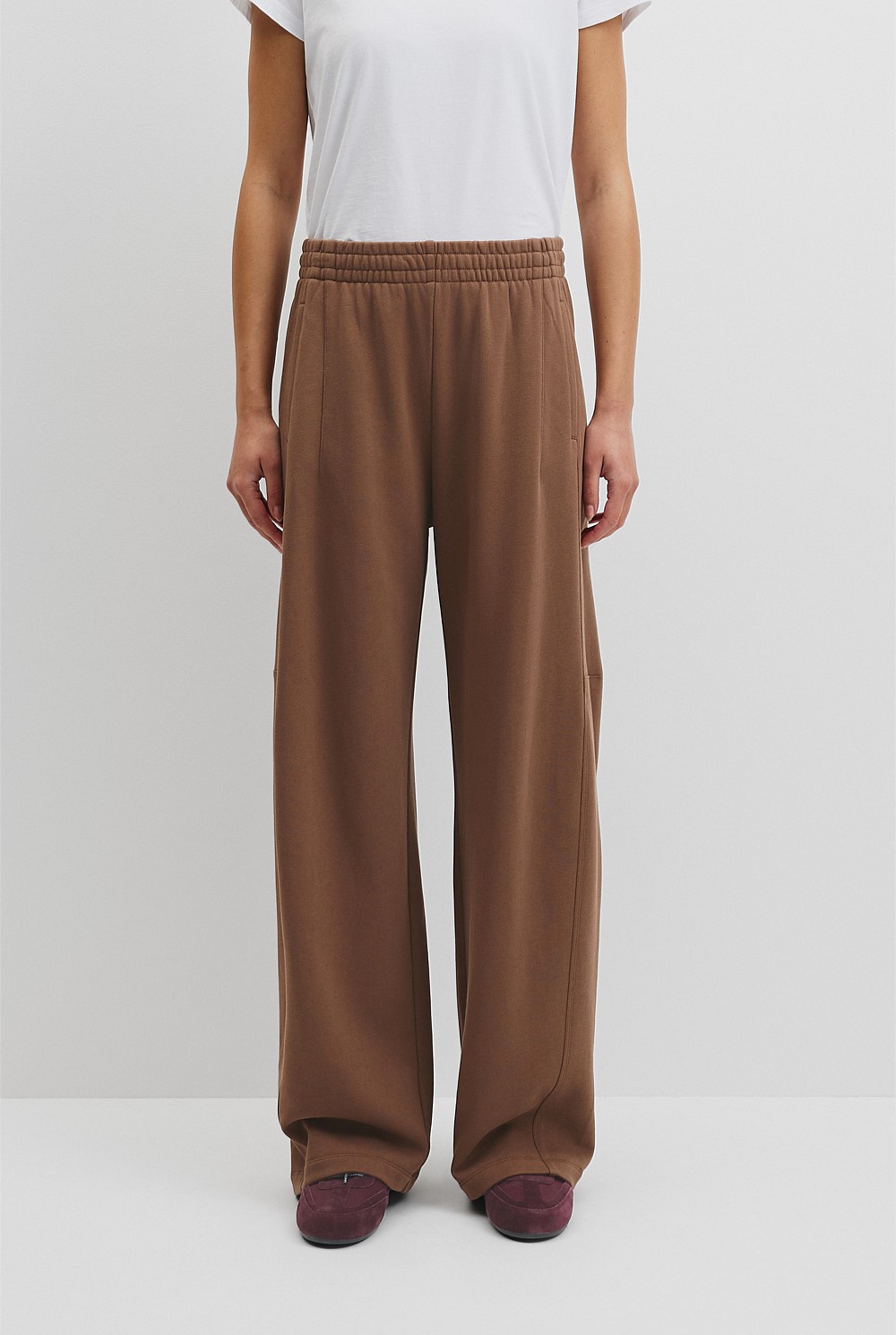 Barrel Leg Track Pant
