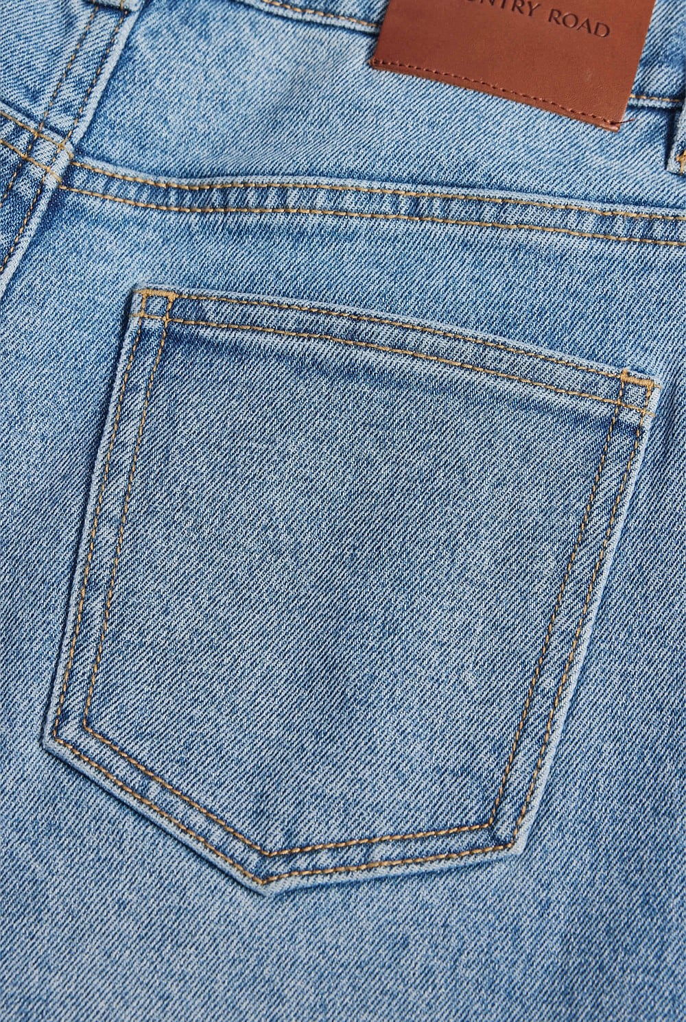 Curved Seam Jean