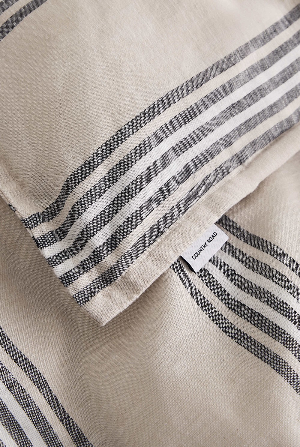 Riley Queen Quilt Cover