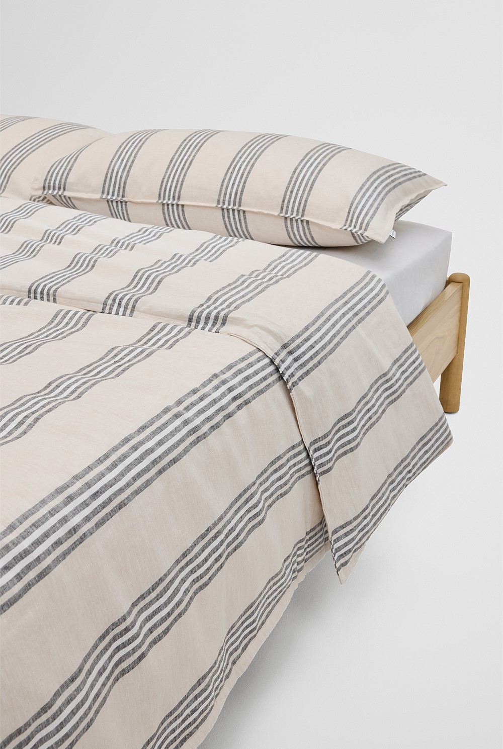 Riley Super King Quilt