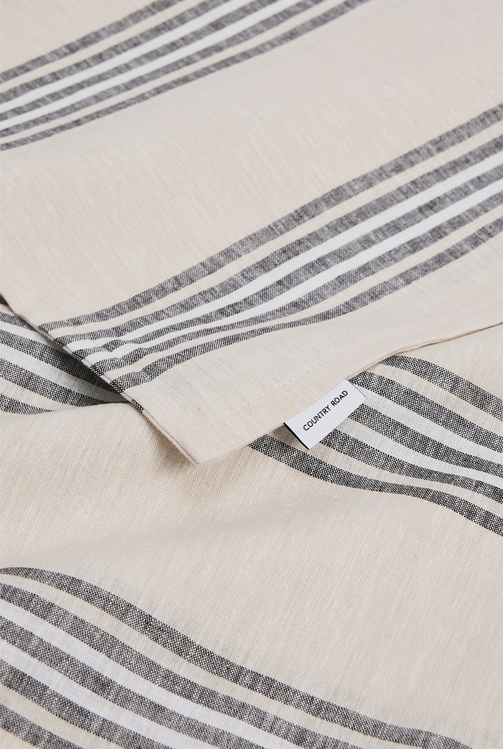 Riley Super King Quilt