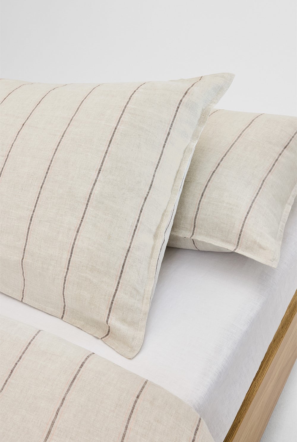 Skye Linen Standard Pillowcase Pair