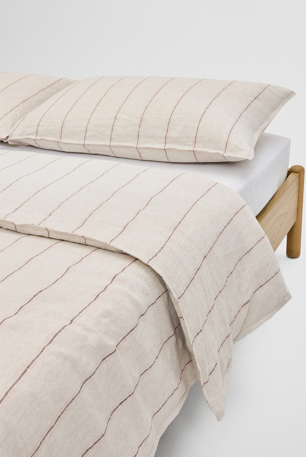 Skye Linen Queen Quilt Cover