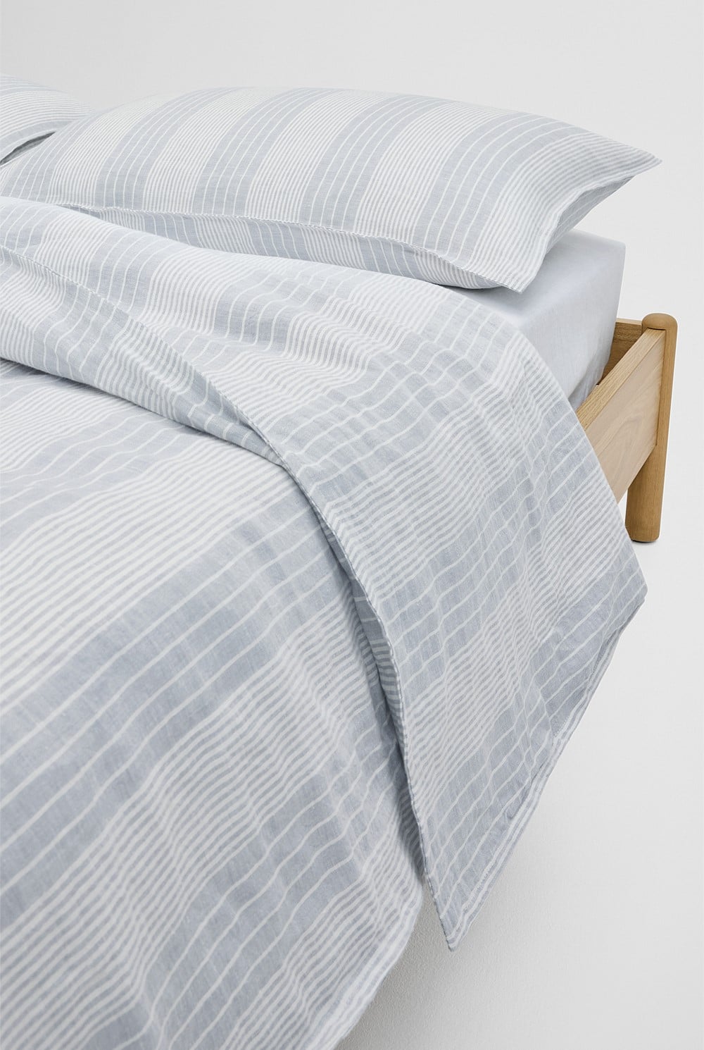 Skye Linen King Quilt Cover