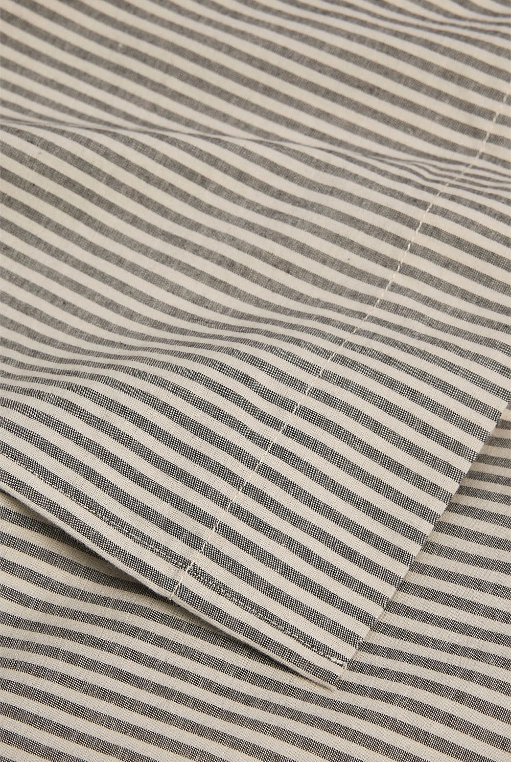 Brae Stripe King Flat