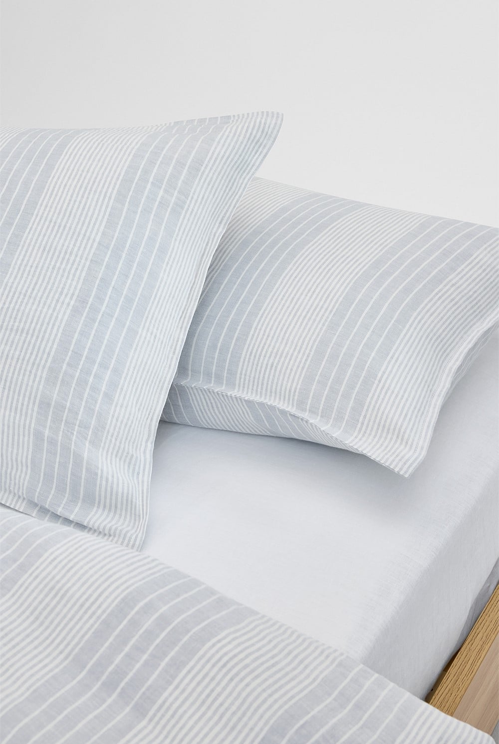 Skye Linen Standard Pillowcase Pair