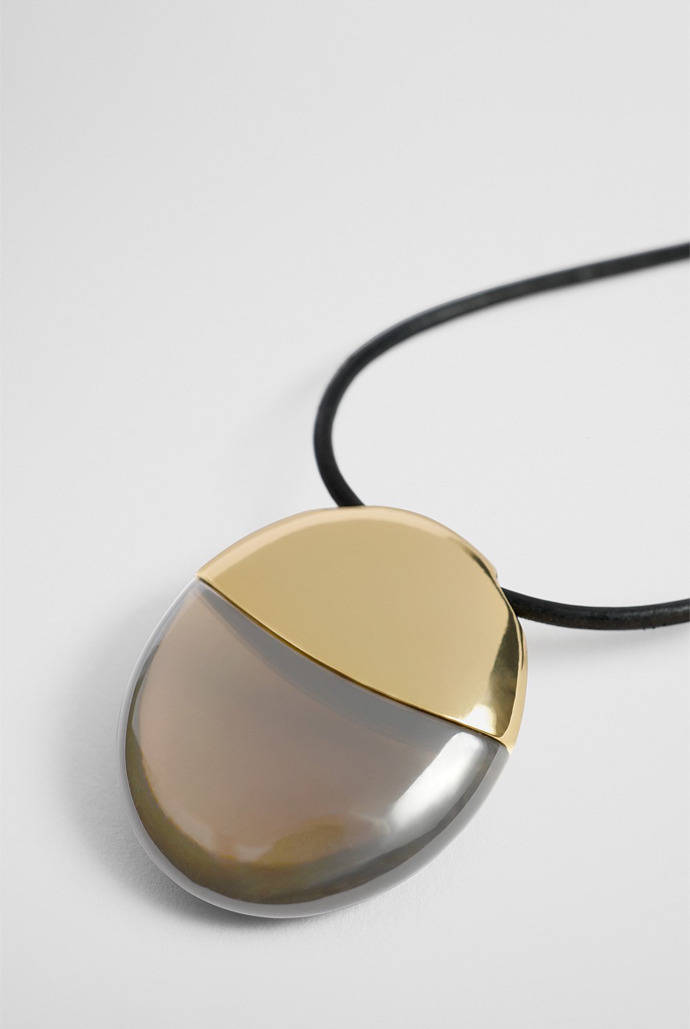 Ora Necklace