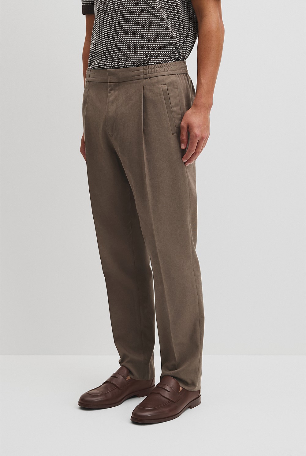 Relaxed Fit Elastic Pant