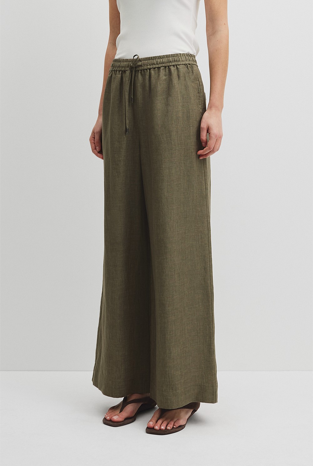 Pull-On Linen Pant