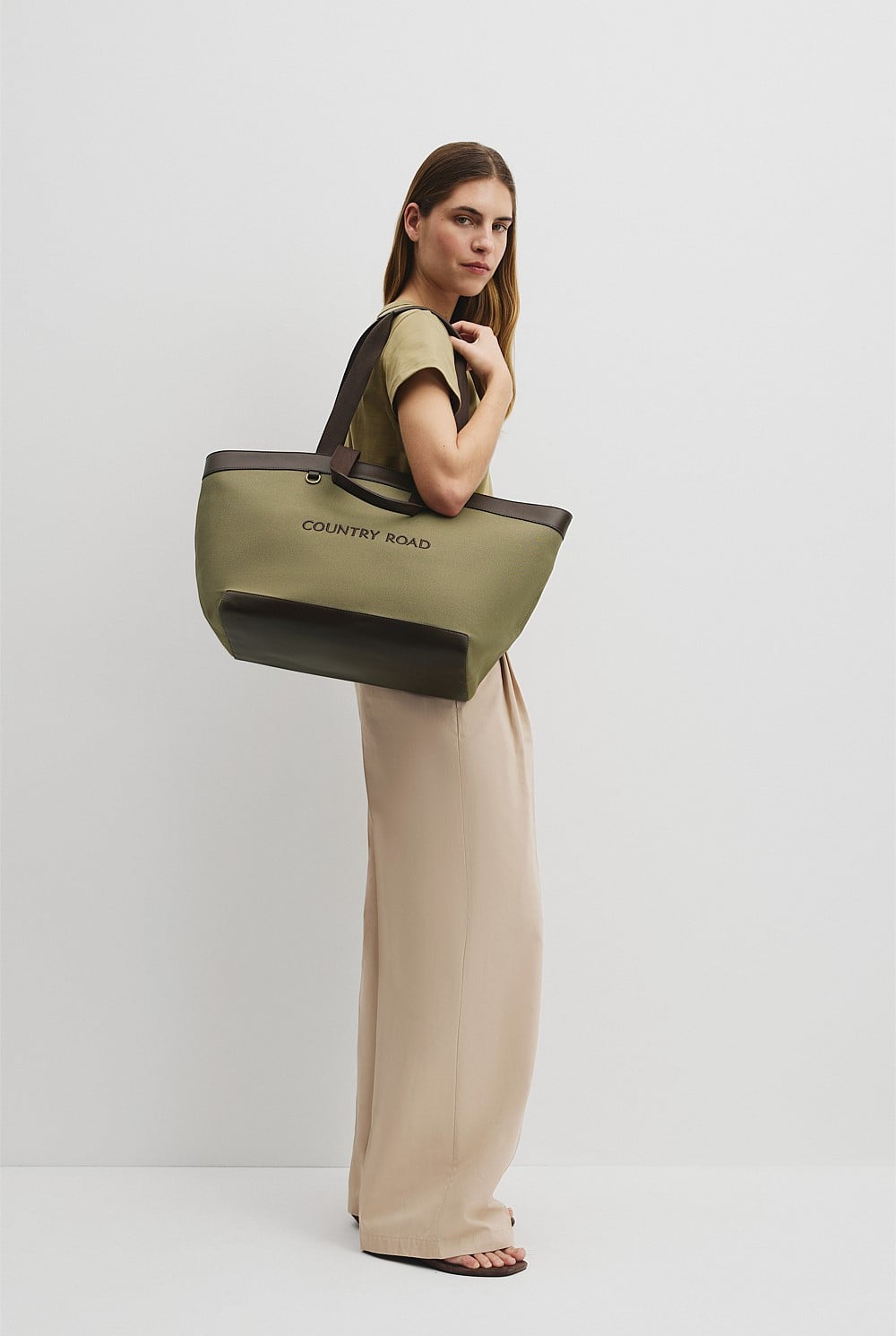 CR Essential Tote