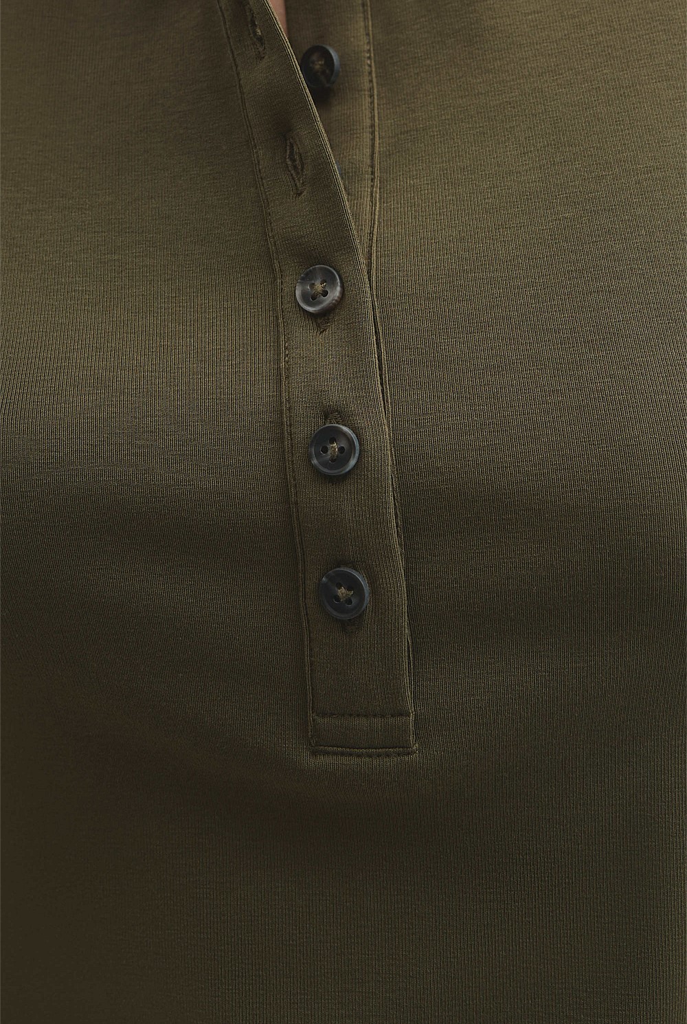 Henley Tank