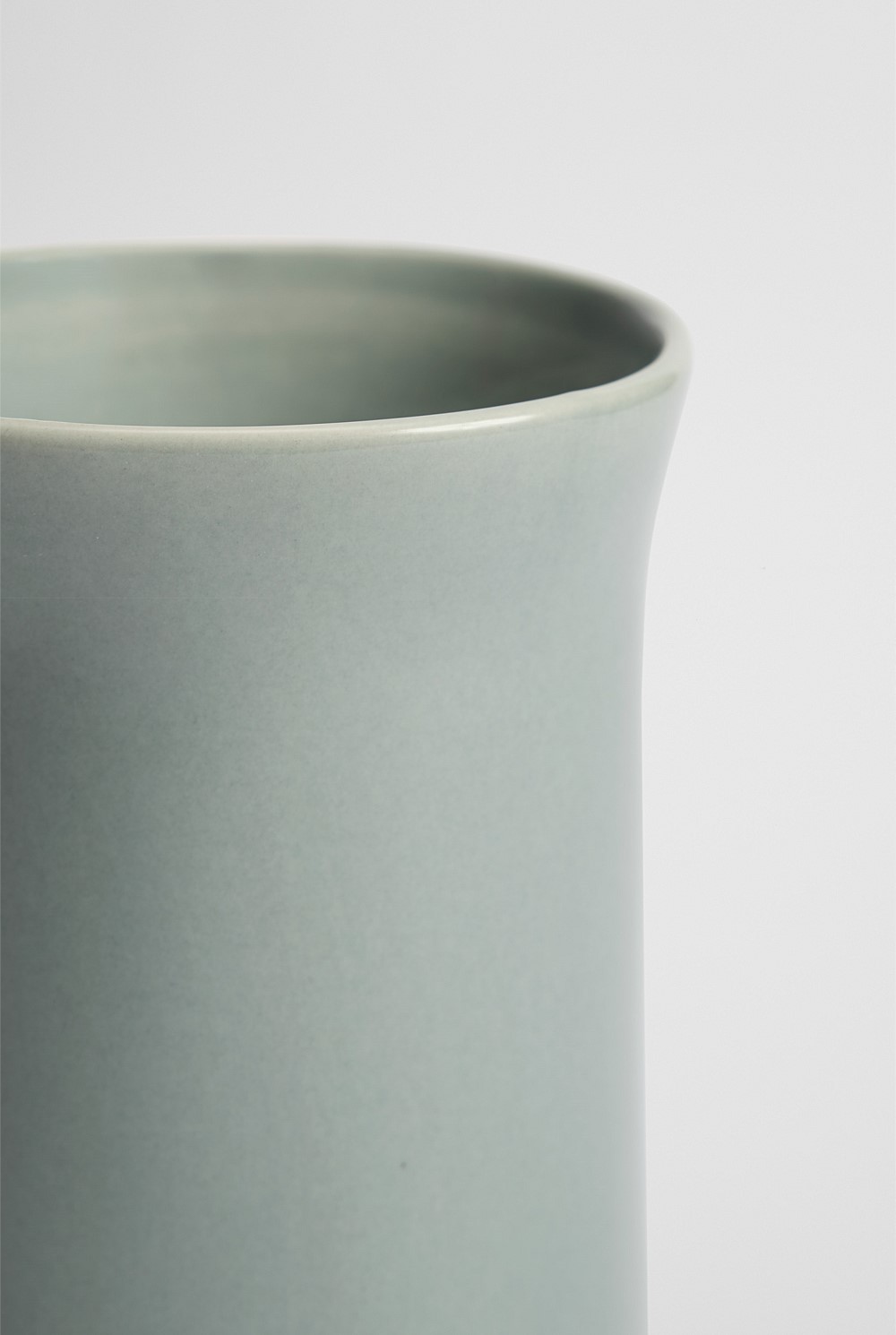 Vara Small Stoneware Vase