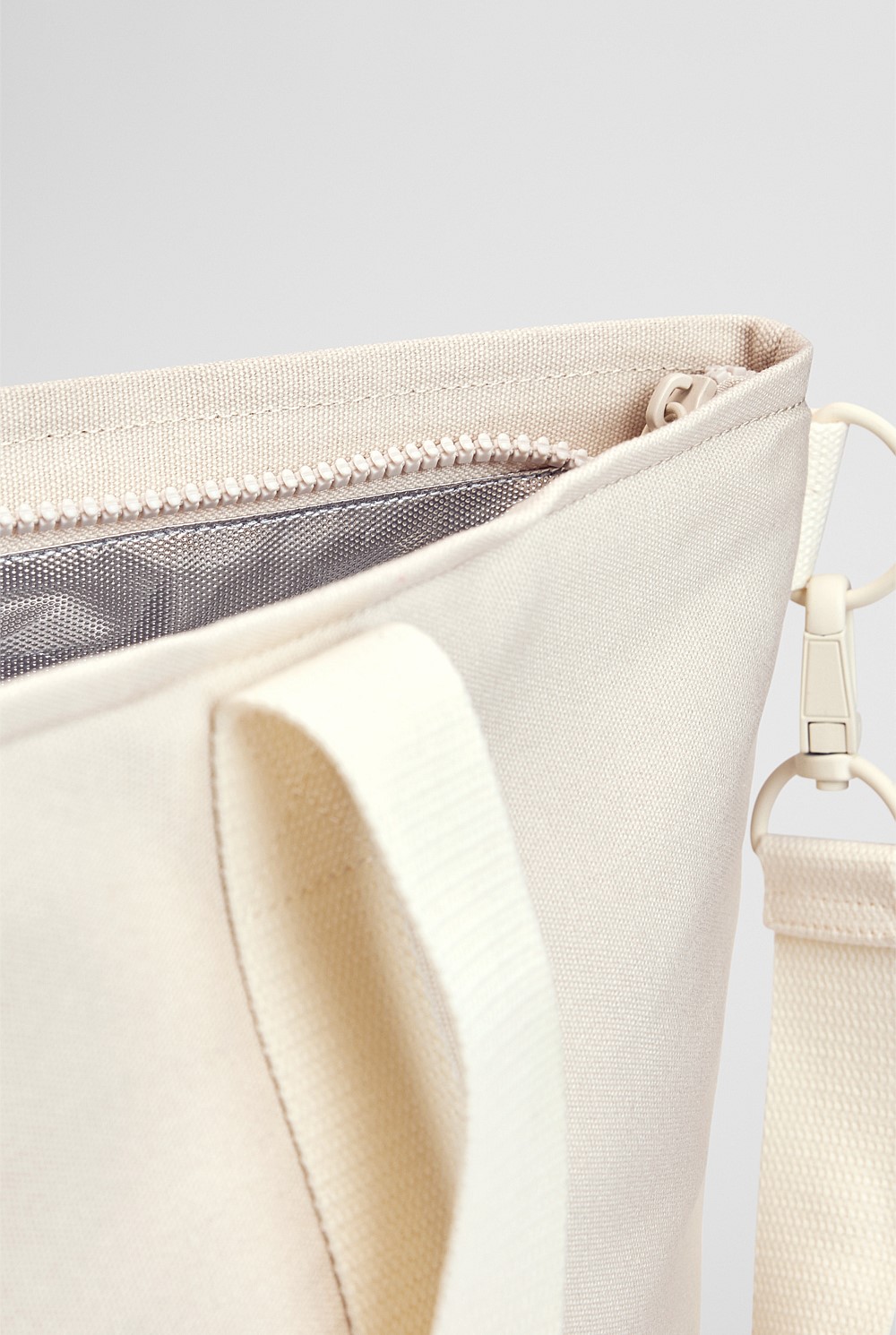 Bay Cooler Tote