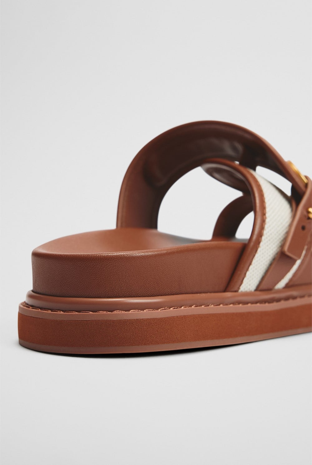 Millie Canvas Slide