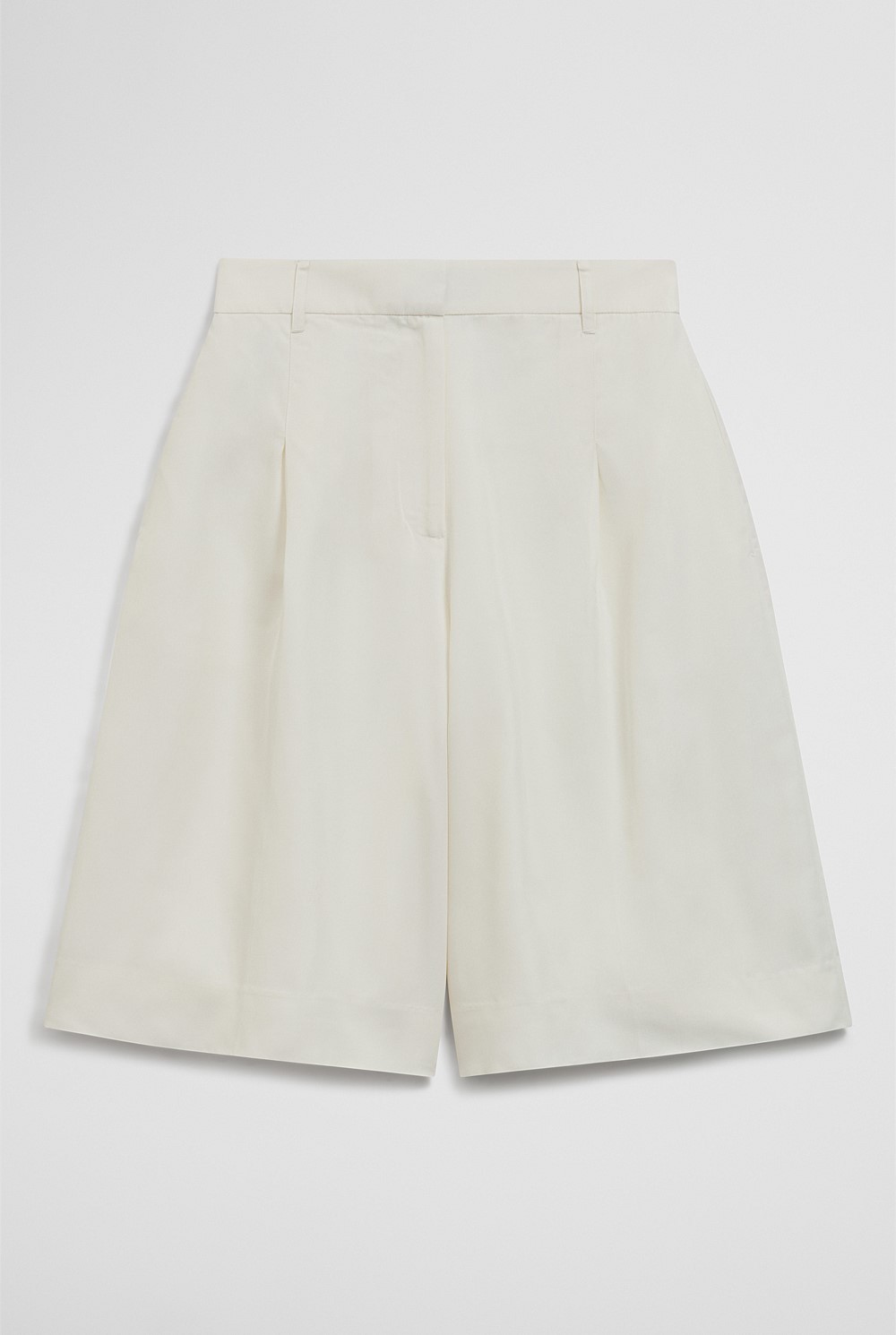 Crepe Bermuda Short