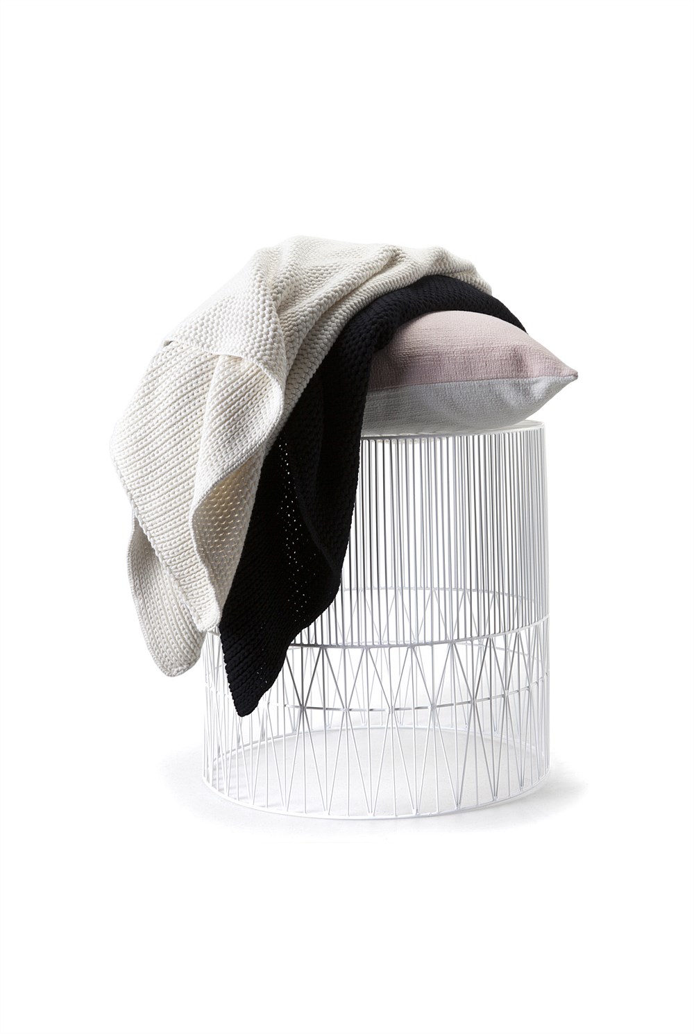Nadja Throw