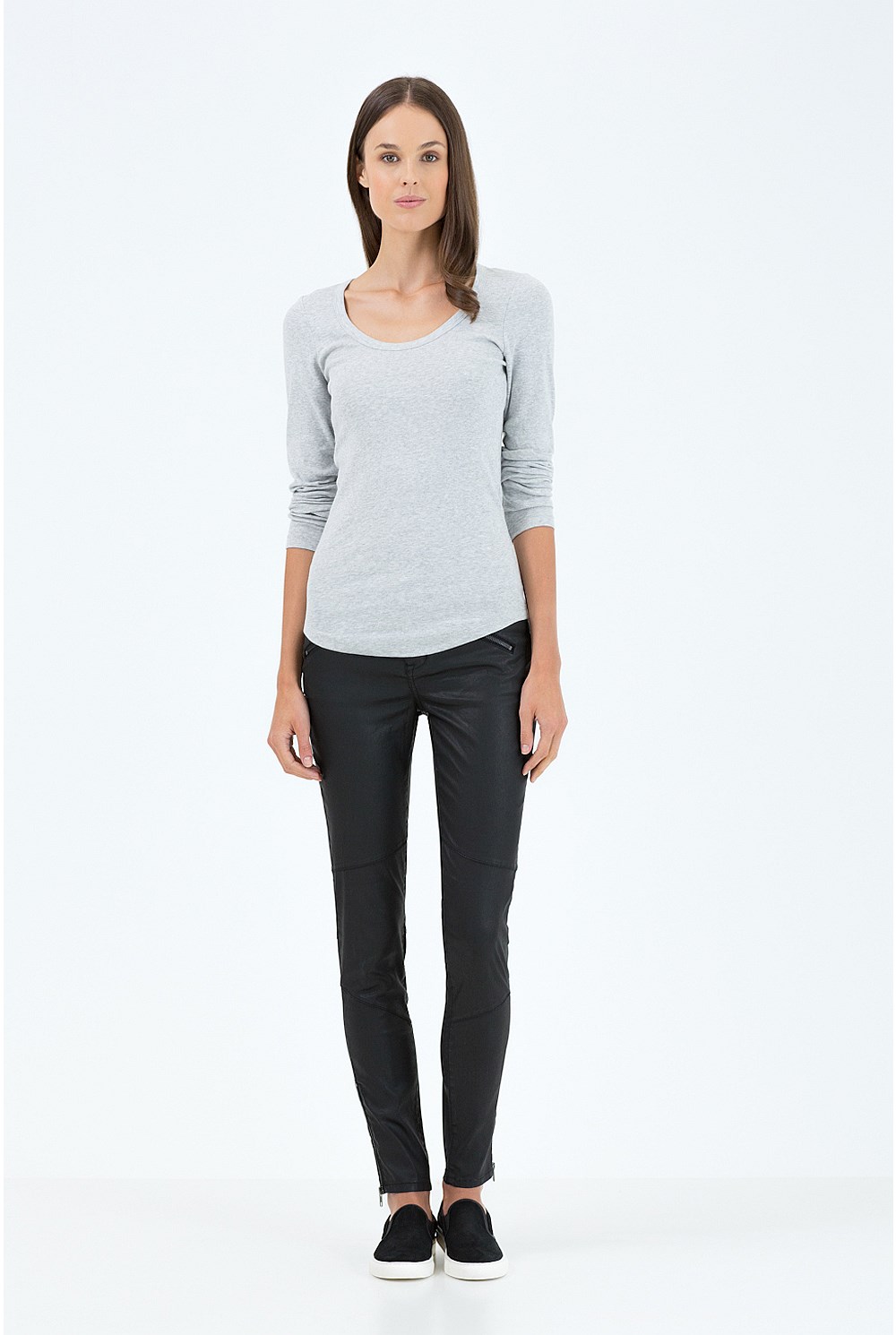 Scoop Hem T-Shirt