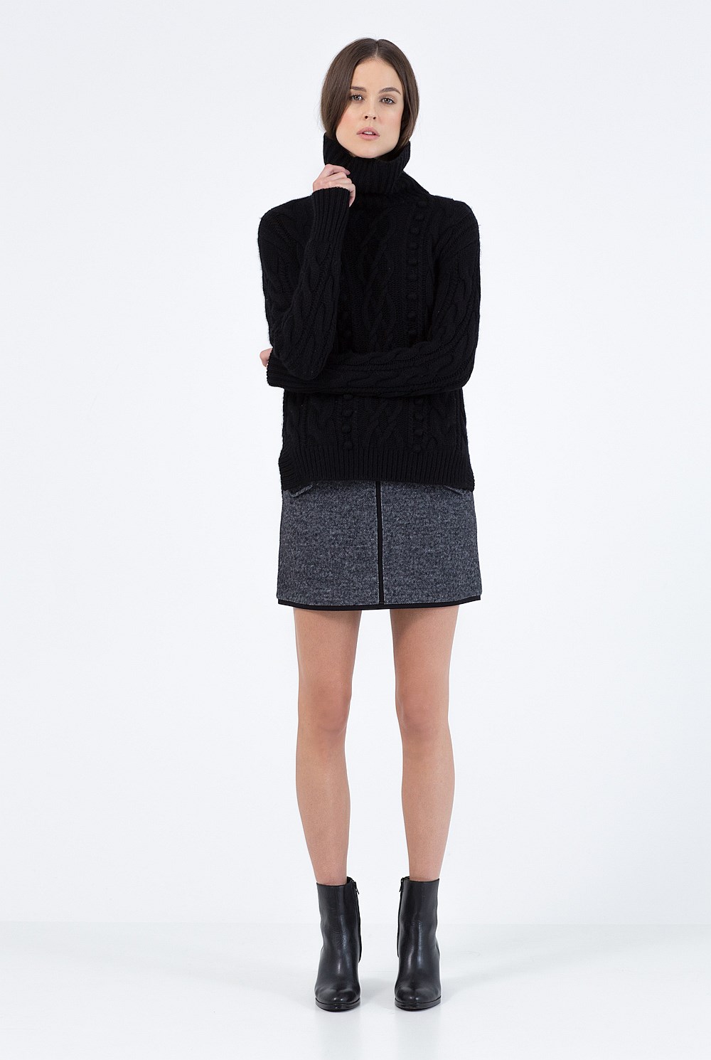 Cable Roll Neck Knit