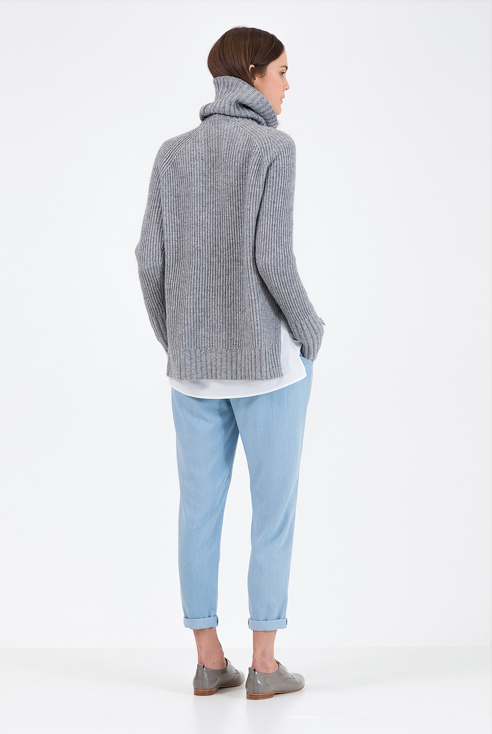 Roll Neck Slim Knit