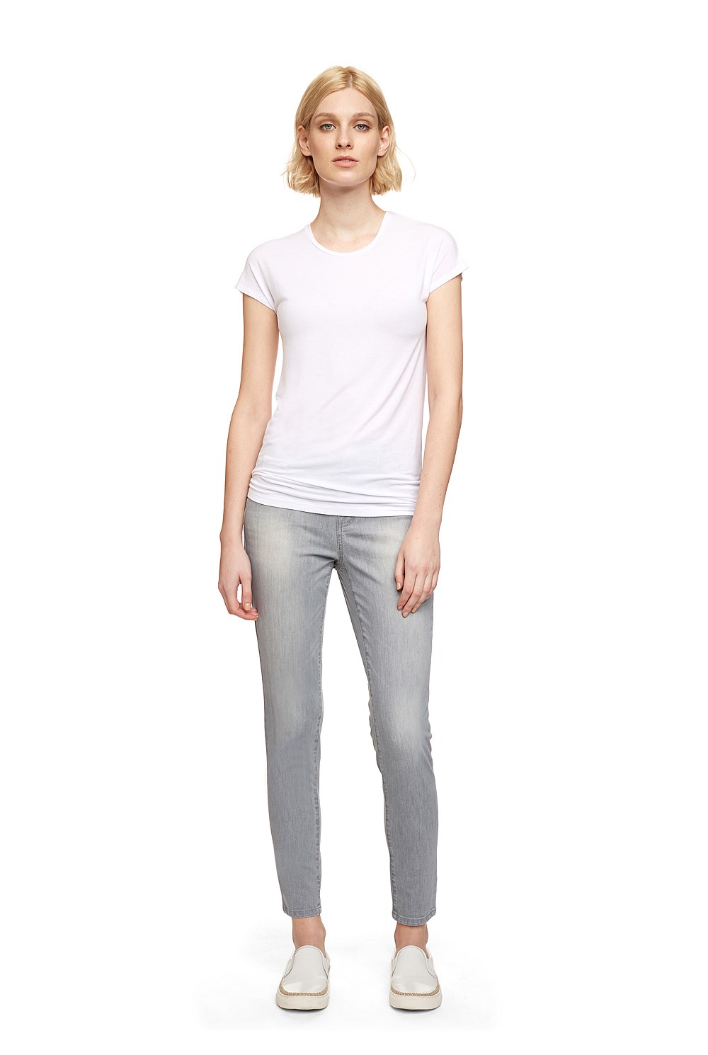 Mid Rise Crop Denim Jean