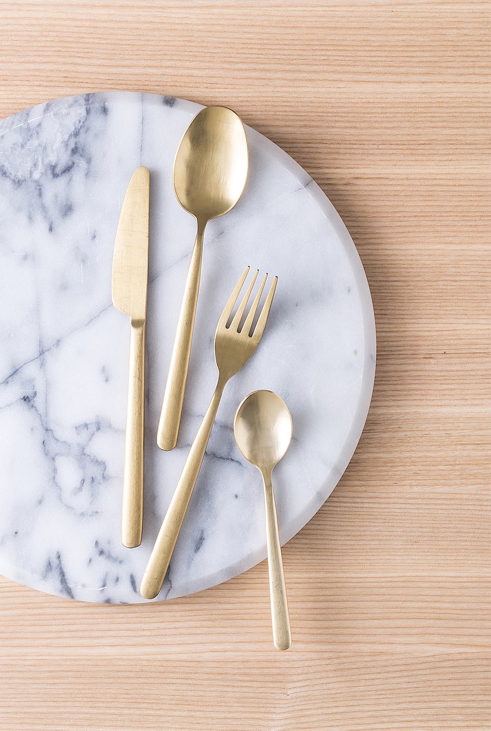Nolan Gold 24 Piece Cutlery Set