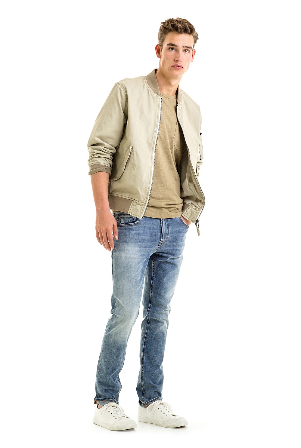 Slim Mid Wash Rip Jean